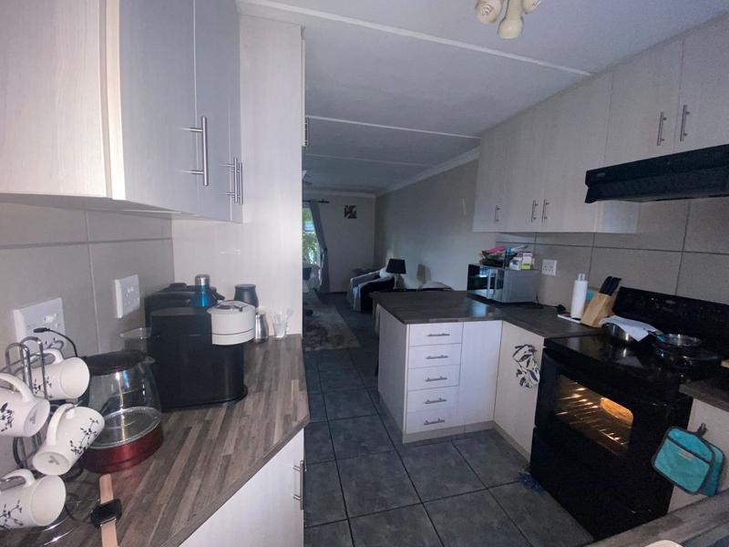 2 Bedroom Property for Sale in Ferndale Western Cape